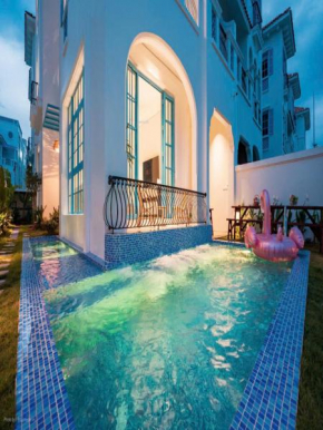 Villa Đẳng cấp sát biển 6 phòng ngủ - Trung tâm Bãi Cháy - Bể bơi riêng